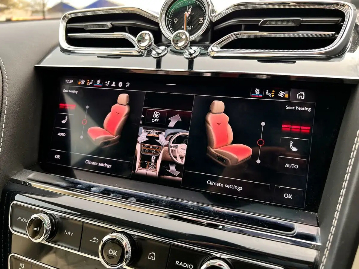2020-bentley-bentayga-30-hybrid-big-55