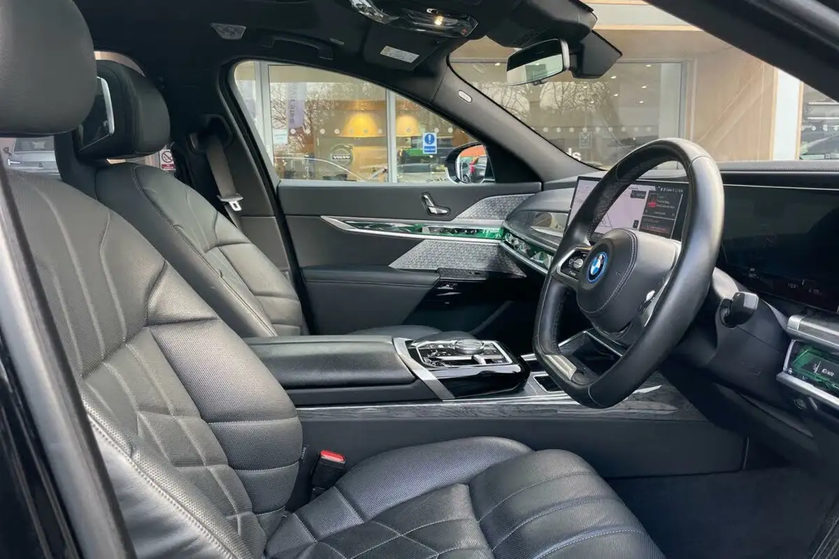 2023-bmw-7-series-e-i7-xdrive60-excellence-big-26