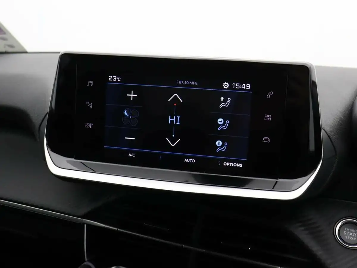 2023-peugeot-208-12-puretech-active-premium-100ps-big-26
