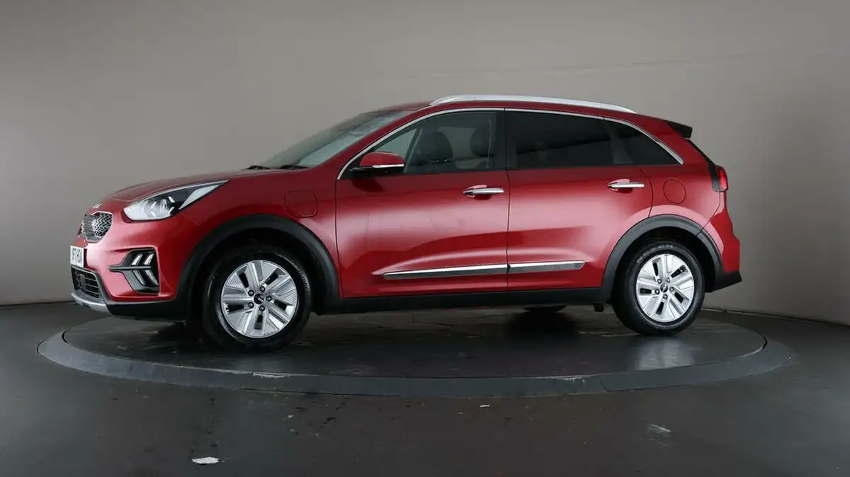 2021-kia-niro-16-gdi-phev-3-42in-cluster-big-40