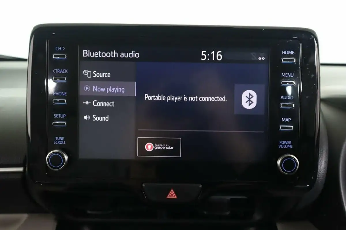 2021-toyota-yaris-15-vvt-i-excel-big-29