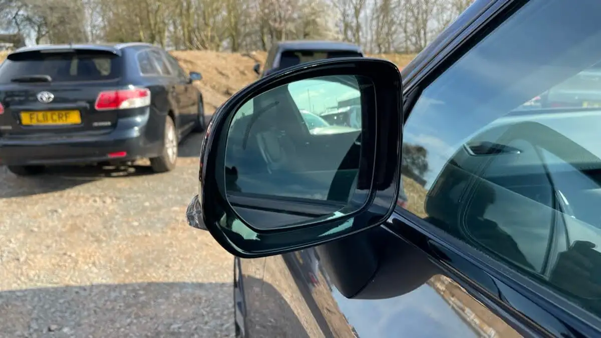 2024-volvo-xc60-20-b5-ultimate-big-29