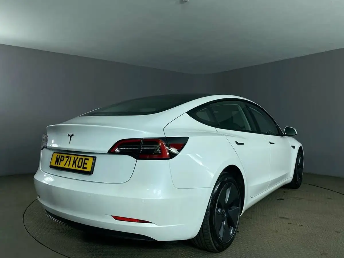 2021-tesla-model-3-e-standard-plus-big-7