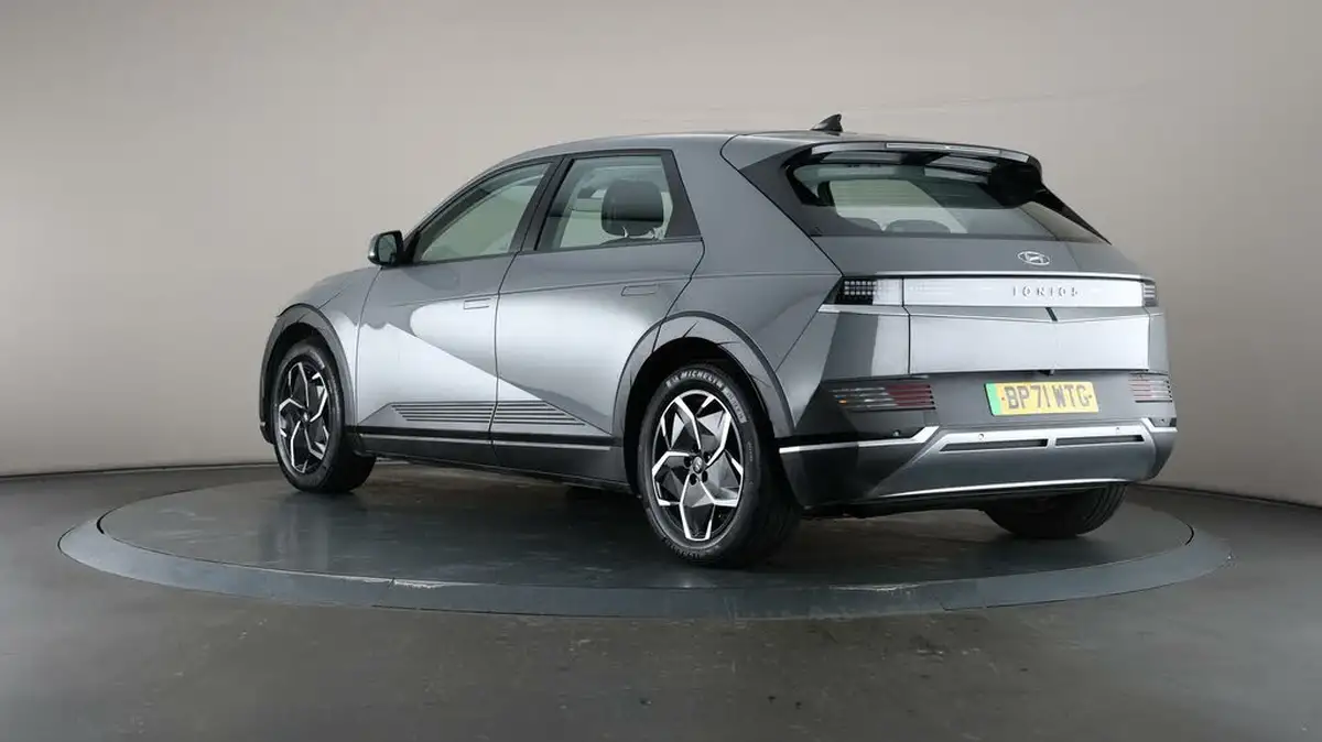 2022-hyundai-ioniq-5-e-se-connect-big-70