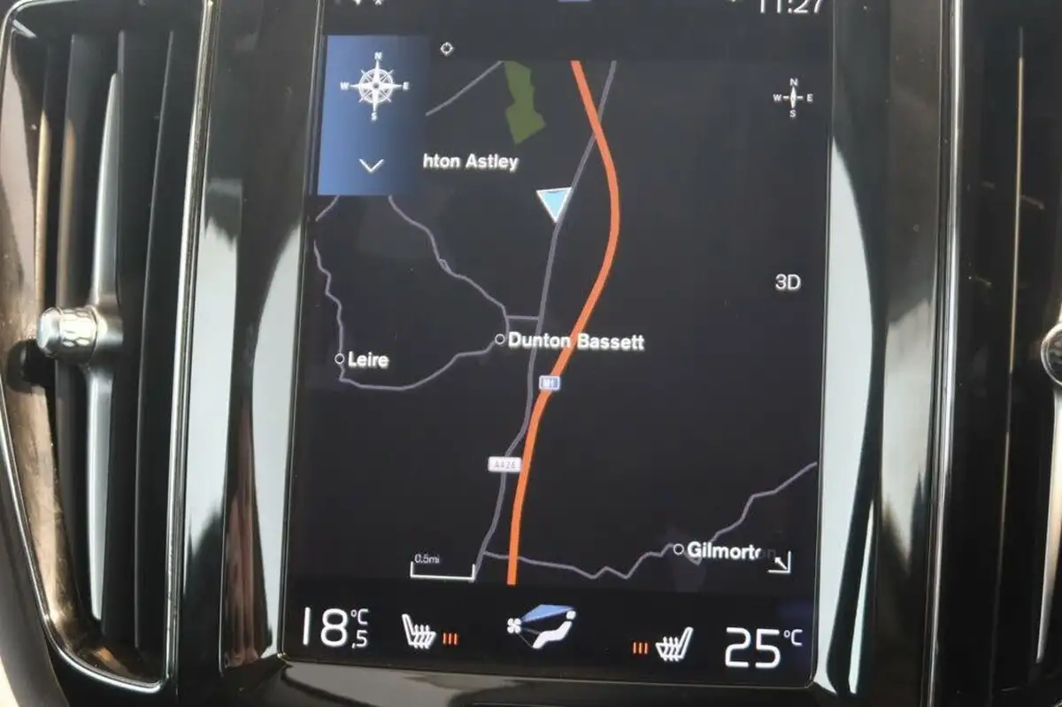 2021-volvo-xc60-20td-b4-momentum-big-18
