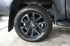 2021-toyota-hi-lux-28d-4d-invincible-x-at35-204hpeu6dt-e-small-24