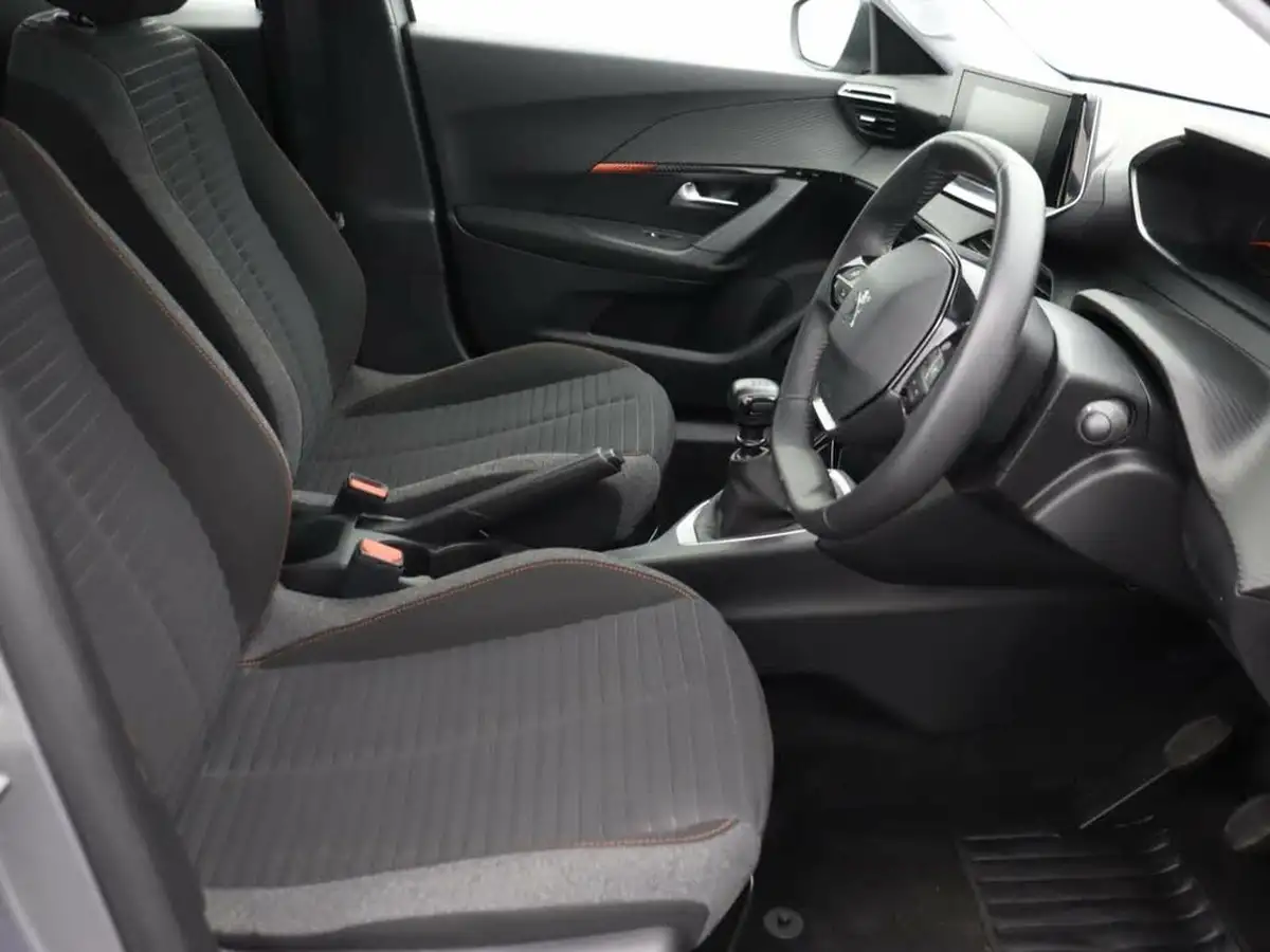 2022-peugeot-2008-suv-12-puretech-active-premium-big-20