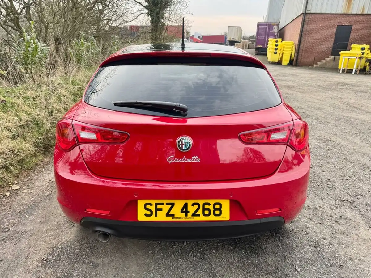 2013-alfa-romeo-giulietta-16td-collezione-big-6
