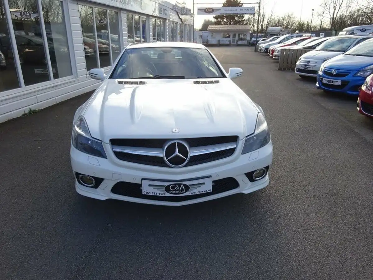 2010-mercedes-benz-sl-class-30-sl300-big-1