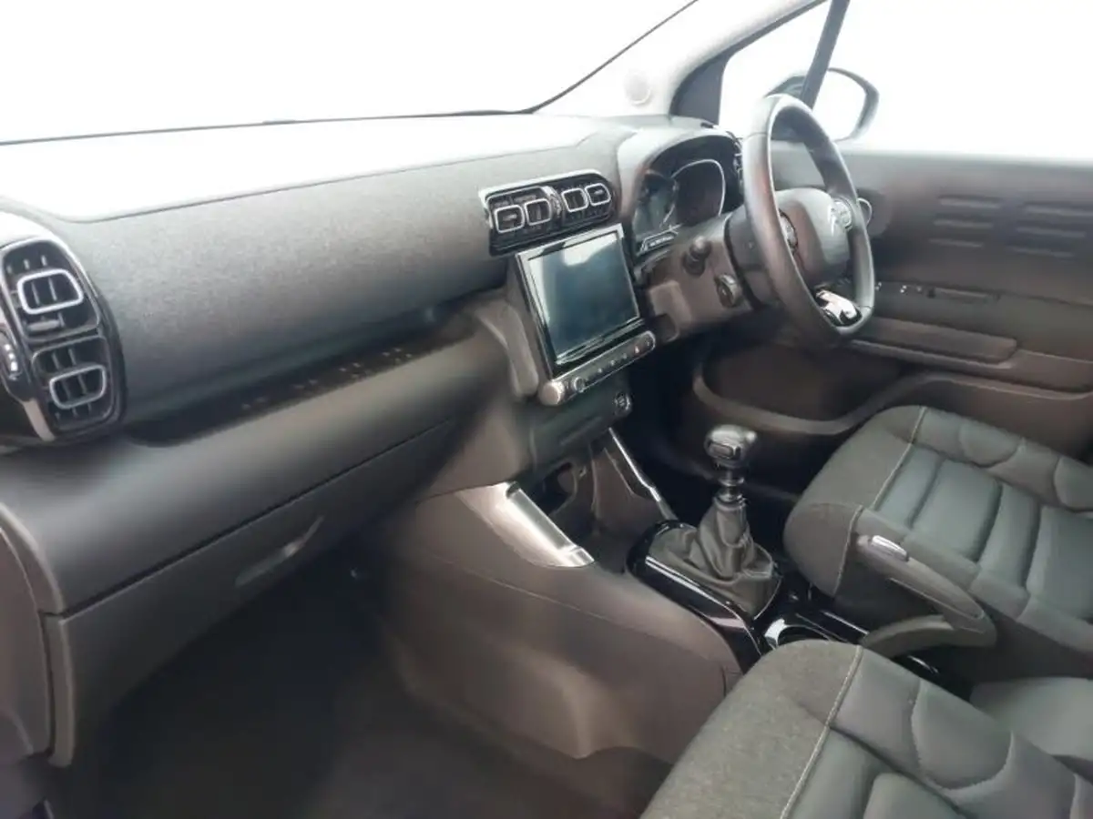 2022-citroen-c3-aircross-12-puretech-shine-plus-110ps-big-4