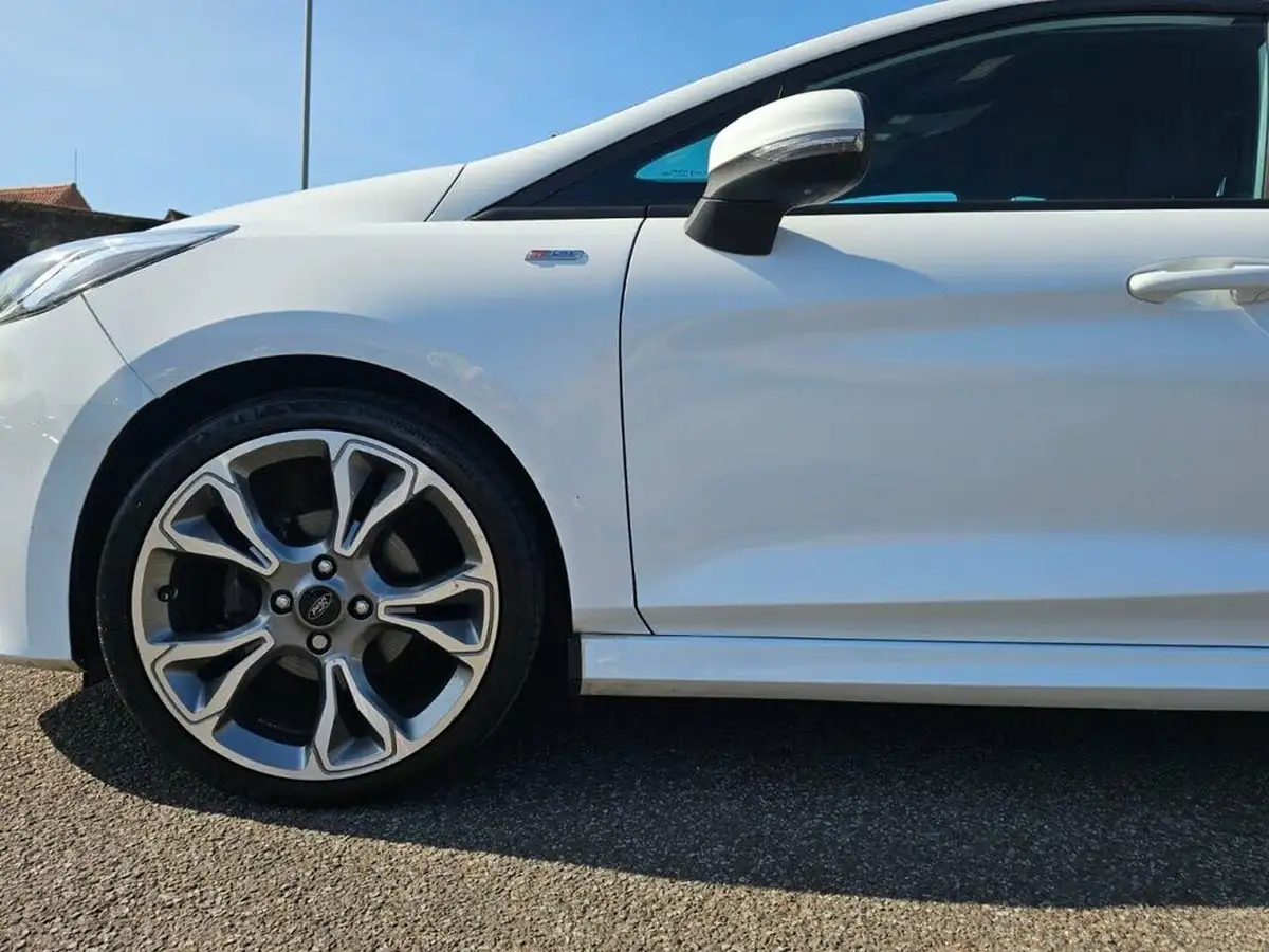 2018-ford-fiesta-10t-st-line-100ps-5d-big-47