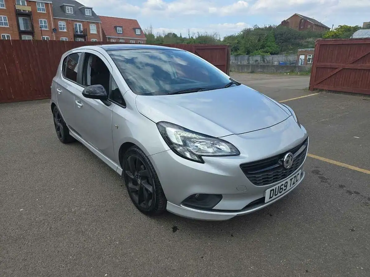 2019-vauxhall-corsa-14i-sri-vx-line-nav-black-90ps-5d-big-0
