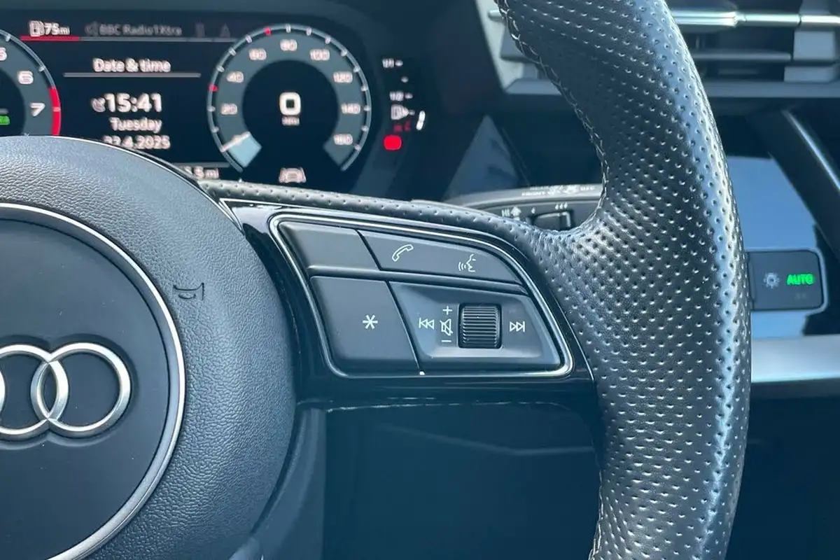 2020-audi-a3-15-35-tfsi-s-line-sportback-5d-1498cc-tronic-big-42