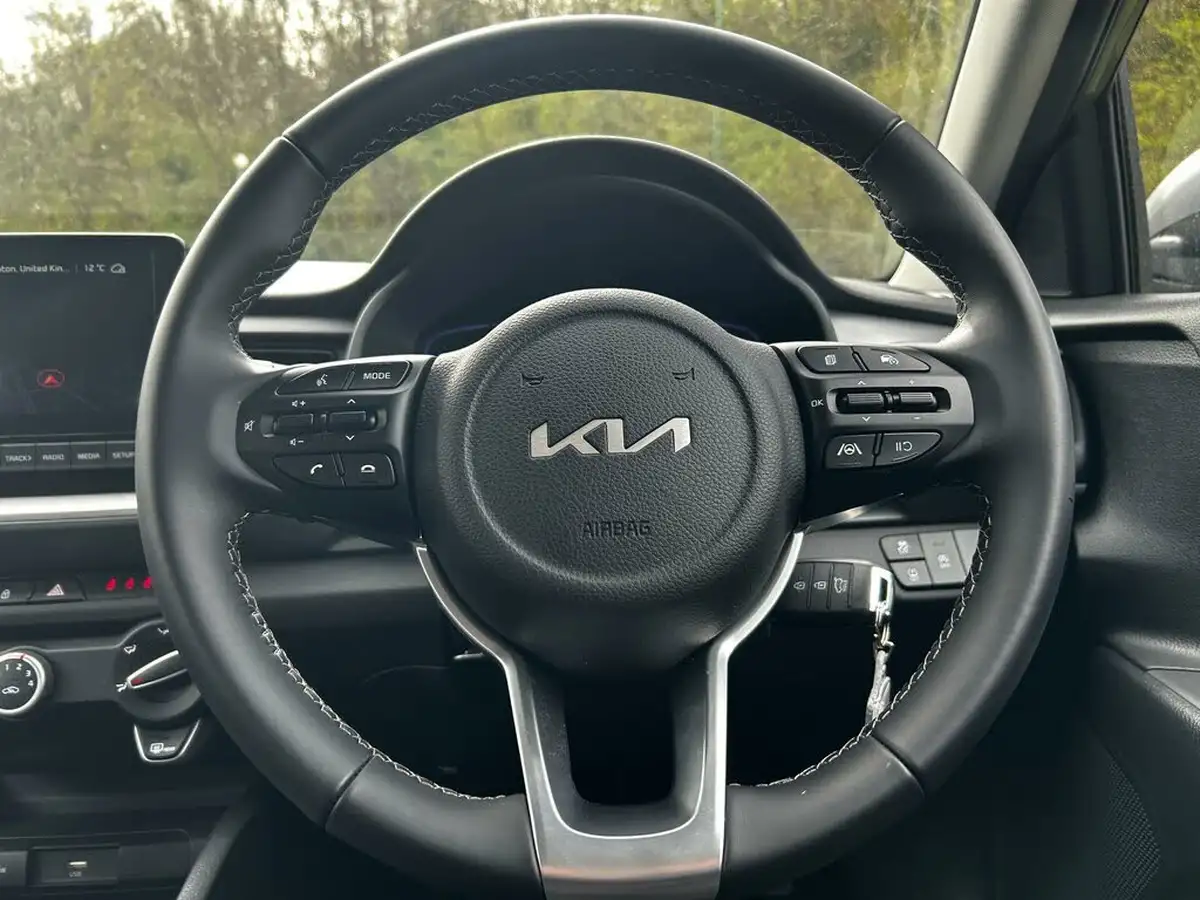 2024-kia-stonic-10-t-gdi-2-98bhp-dct-big-11