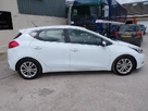 2013-kia-ceed-16crdi-2-hatchback-small-8