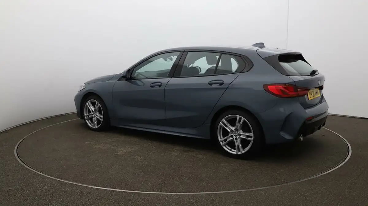 2021-bmw-1-series-15-118i-m-sport-lcp-big-28