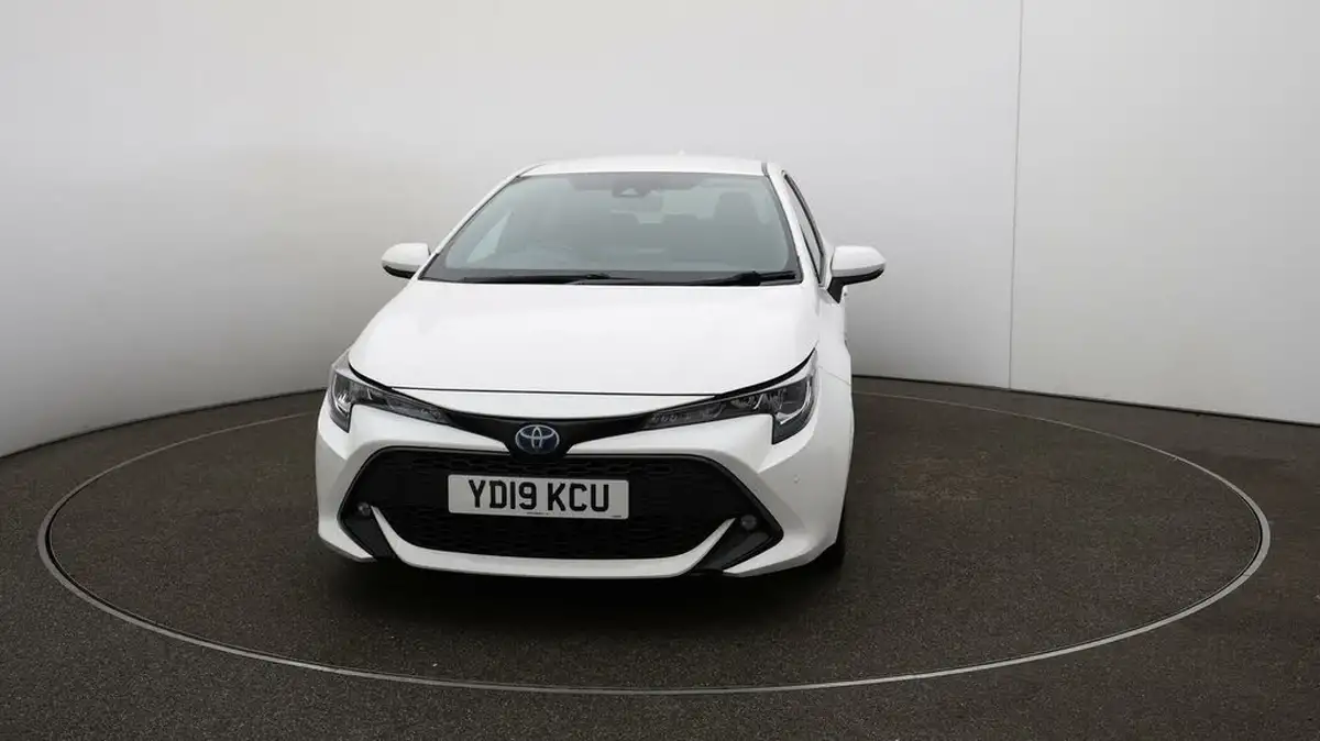 2019-toyota-corolla-18-vvt-i-design-trk-hatchback-5d-big-31