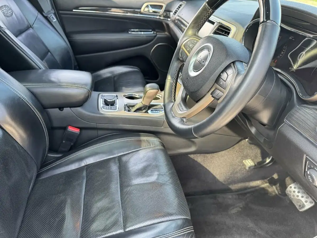 2018-jeep-grand-cherokee-30crd-overland-4x4-big-11