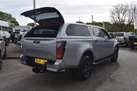 2025-isuzu-d-max-19td-v-cross-small-17