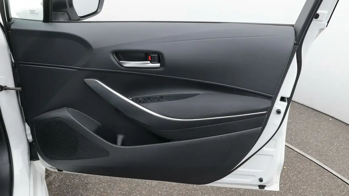 2019-toyota-corolla-18-vvt-i-design-trk-hatchback-5d-big-14