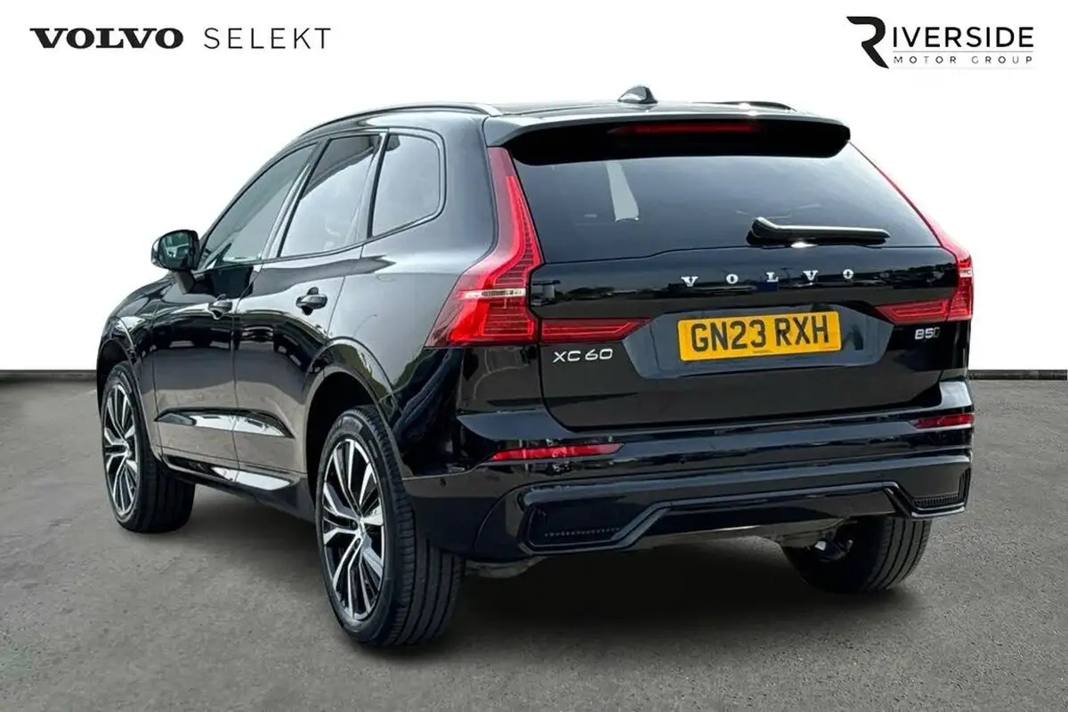 2023-volvo-xc60-20-b5-ultimate-big-2