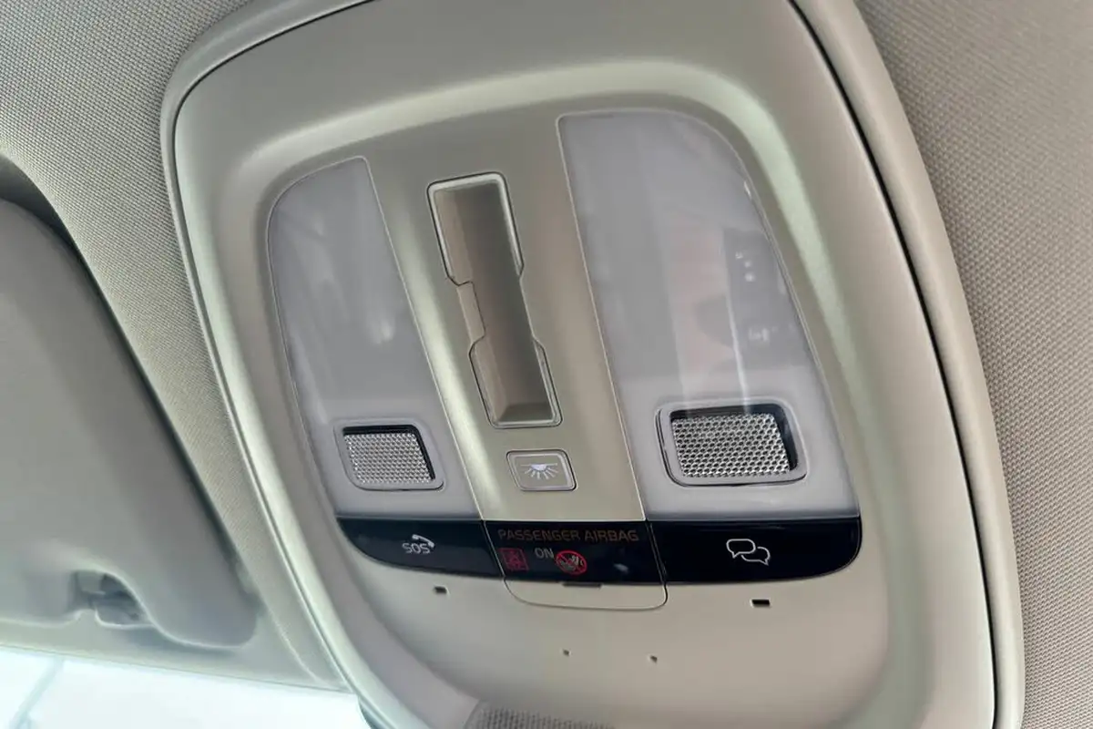 2023-volvo-xc60-20-b5-ultimate-big-26