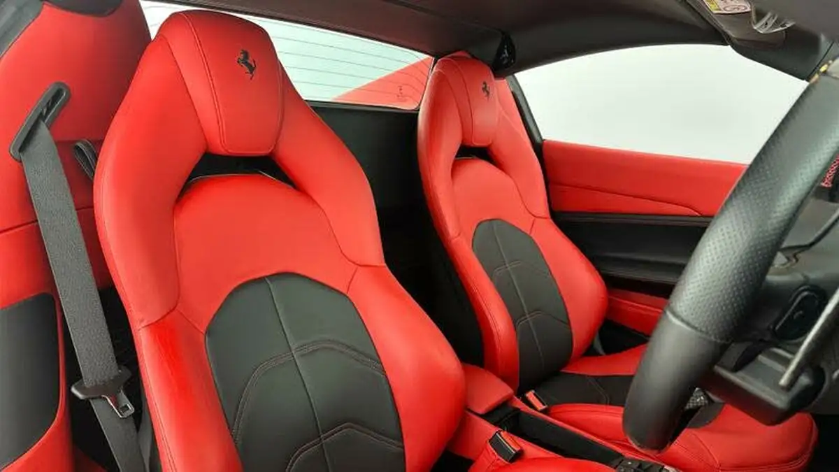2017-ferrari-488-39-488-spider-big-17