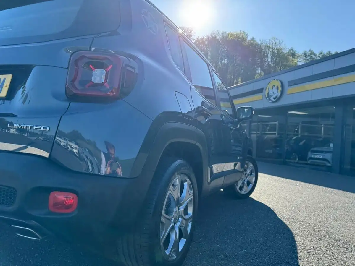 2020-jeep-renegade-13-gse-limited-phev-big-25