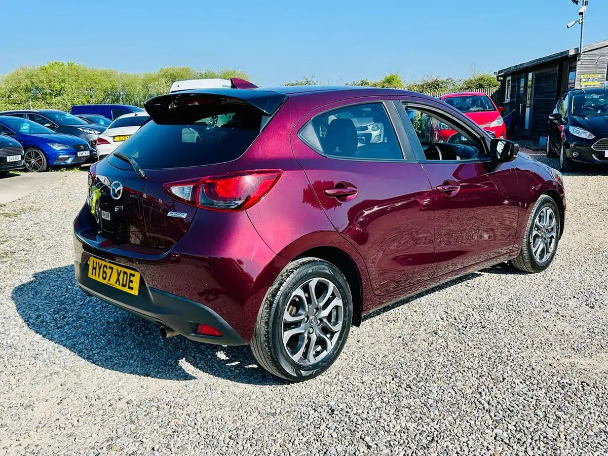 2017-mazda-mazda2-15-gt-sport-big-8