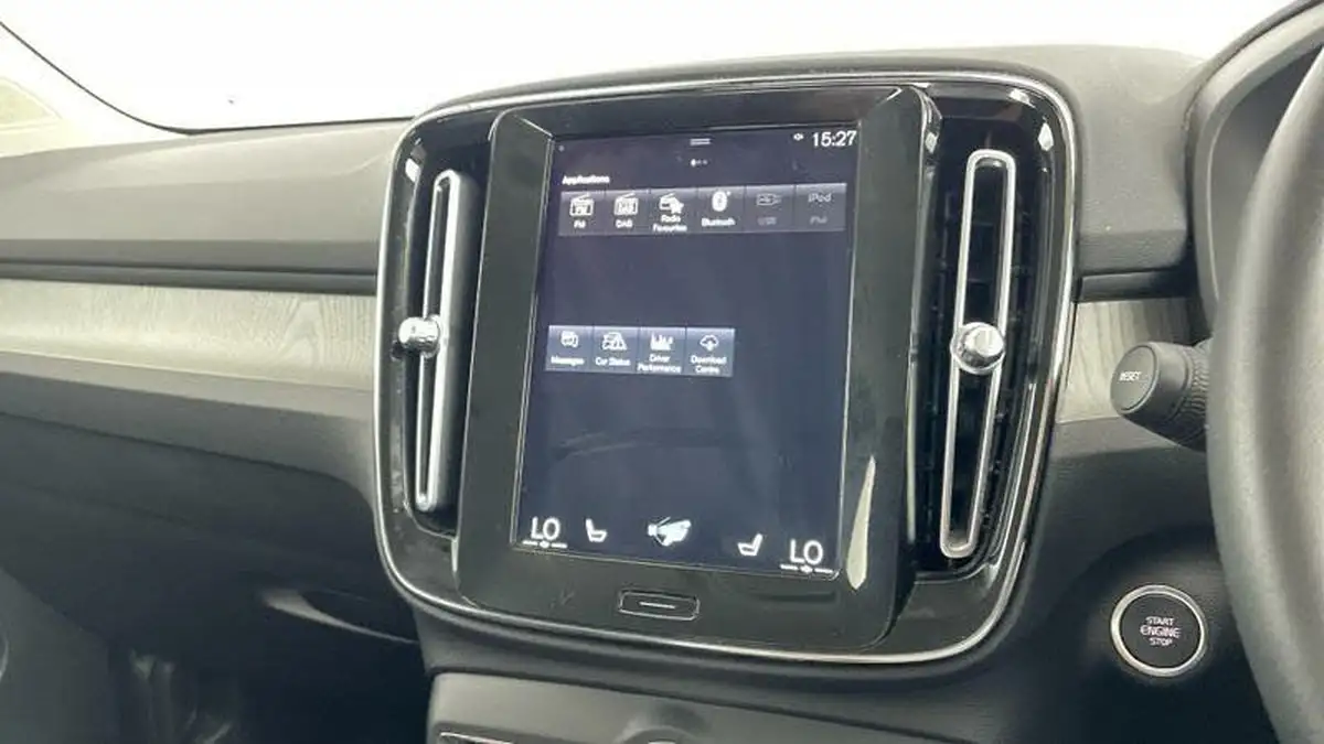 2021-volvo-xc40-20-b4-inscription-pro-197bhp-geartronic-big-6