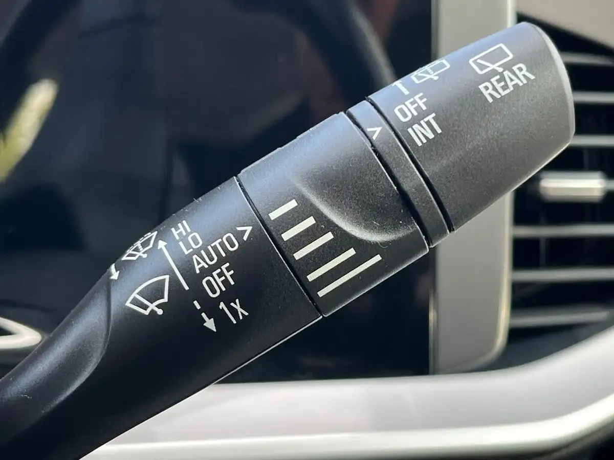 2021-vauxhall-mokka-12-elite-nav-100ps-big-26