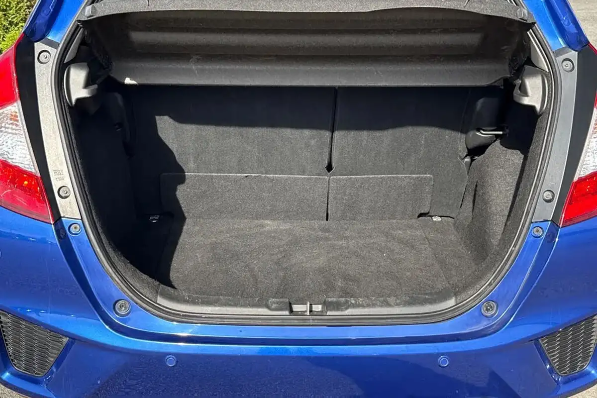 2017-honda-jazz-13-i-vtec-ex-big-8