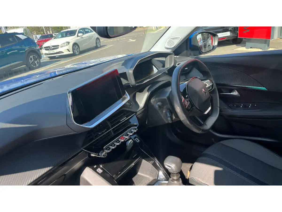 2021-peugeot-2008-suv-12-puretech-allure-premium-130bhp-big-8