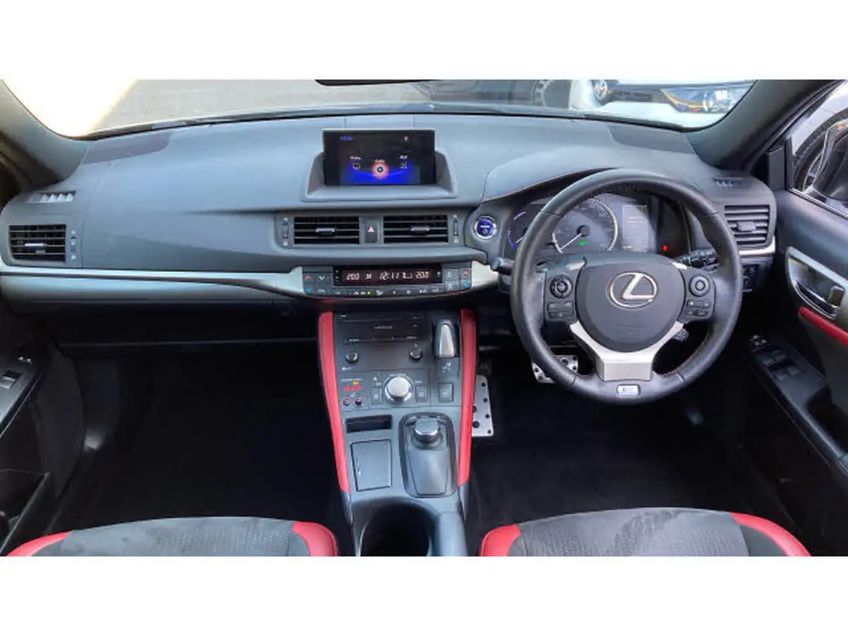 2019-lexus-ct-200h-18-f-sport-big-4