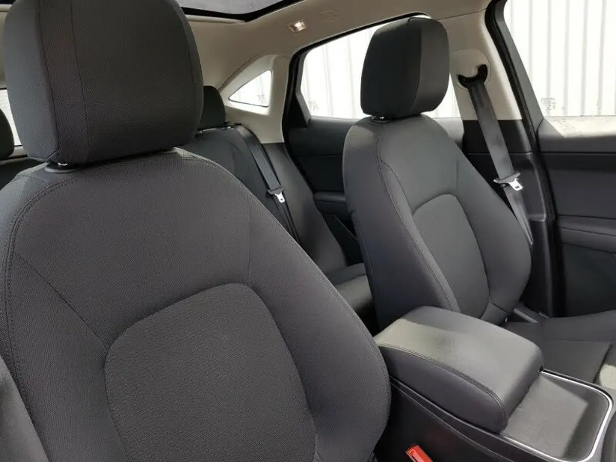 2018-jaguar-e-pace-20-i4d-150ps-big-12