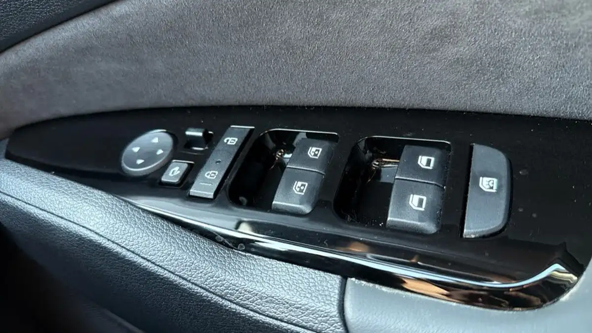 2025-kia-sportage-16-t-gdi-gt-line-157bhp-48v-dct-big-34