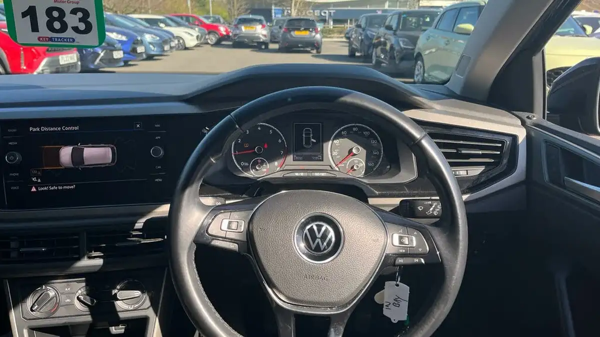 2021-volkswagen-polo-10-tsi-match-big-8