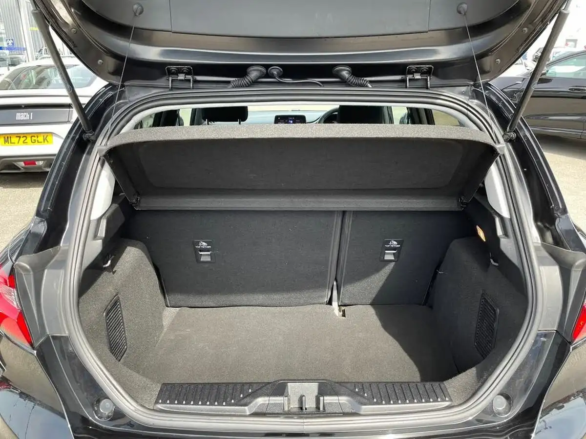 2023-ford-fiesta-10t-active-125ps-hybrid-mhev-big-9