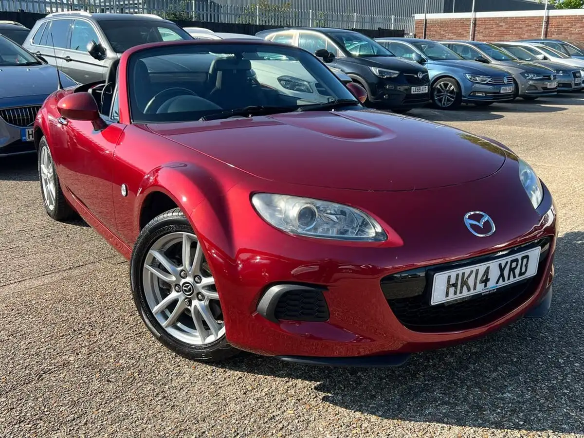 2014-mazda-mx-5-18-roadster-se-big-0