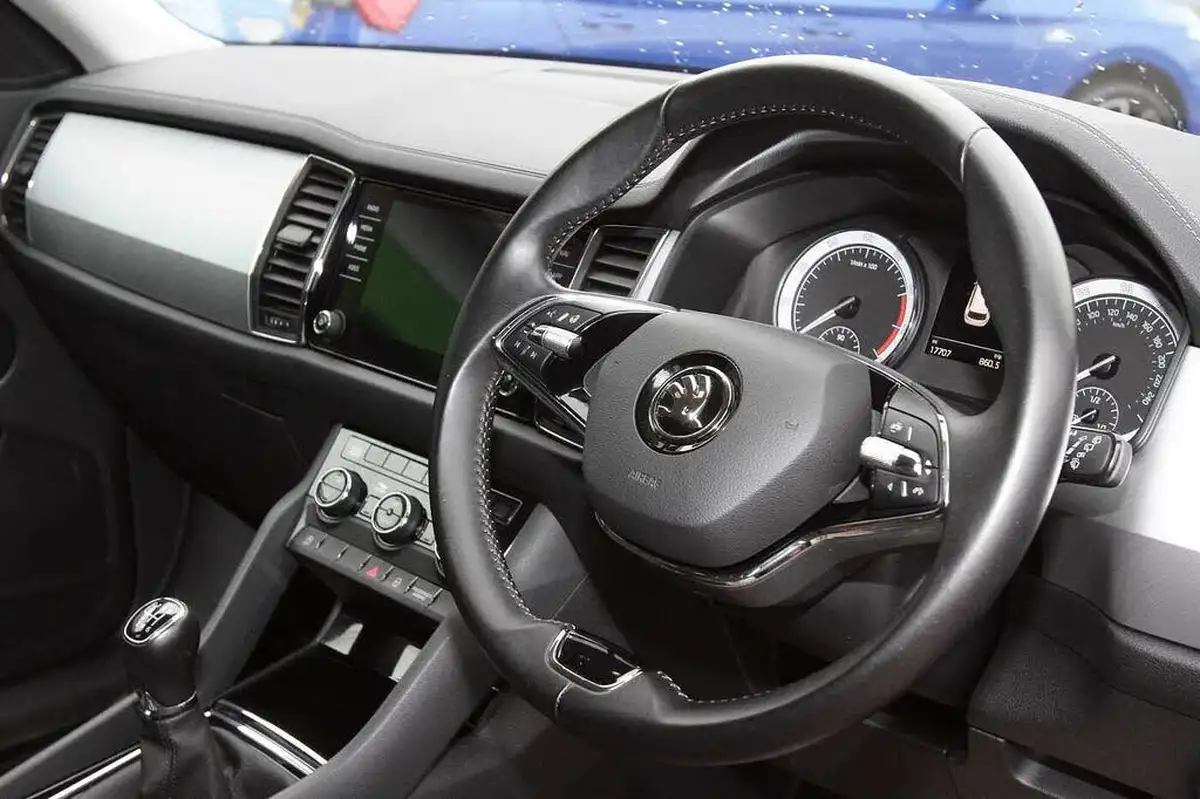 2021-skoda-kodiaq-15-tsi-se-7-big-5