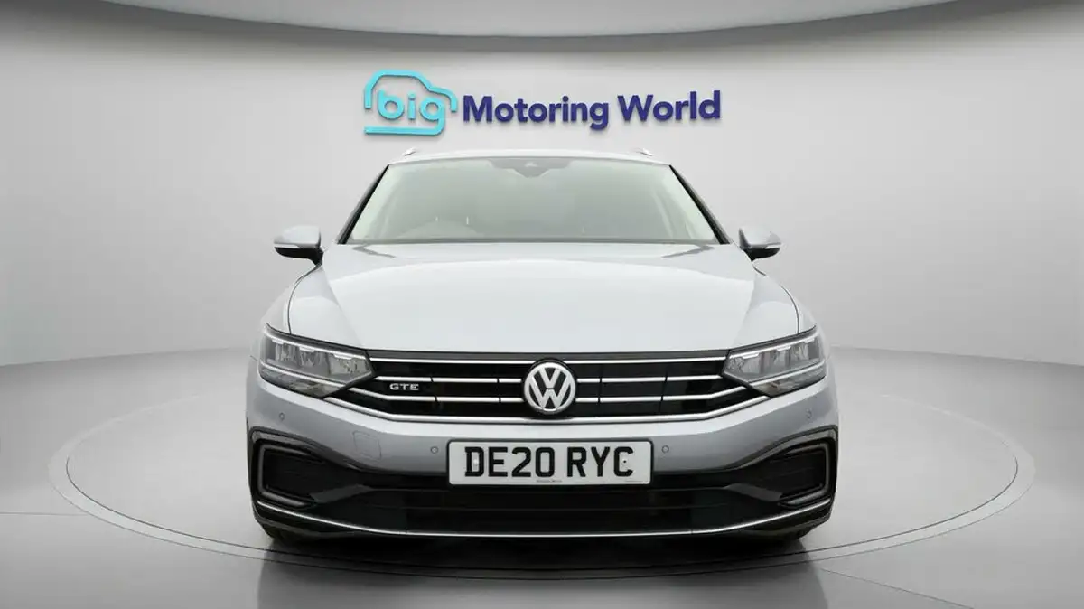 2020-volkswagen-passat-14-tsi-gte-estate-5d-big-1