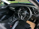 2019-alfa-romeo-giulia-20-veloce-small-11