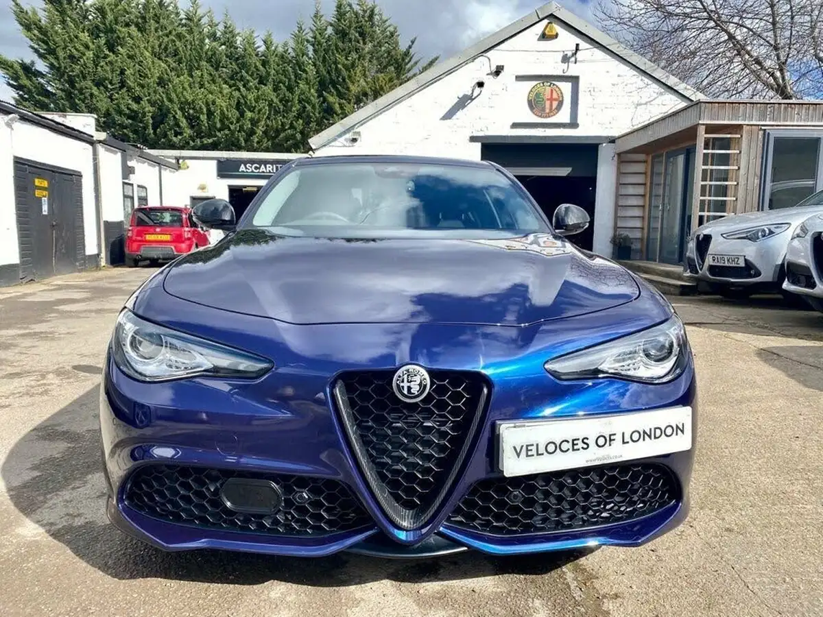 2019-alfa-romeo-giulia-20-veloce-big-1