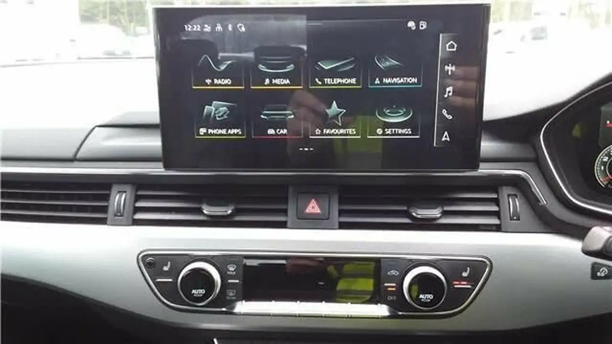 2022-audi-a5-20-35-tfsi-sportback-5d-big-12
