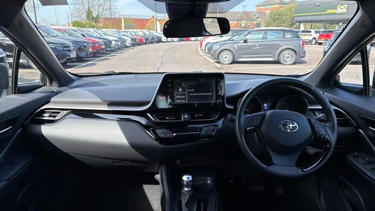 2022-toyota-c-hr-18-vvt-i-icon-big-10