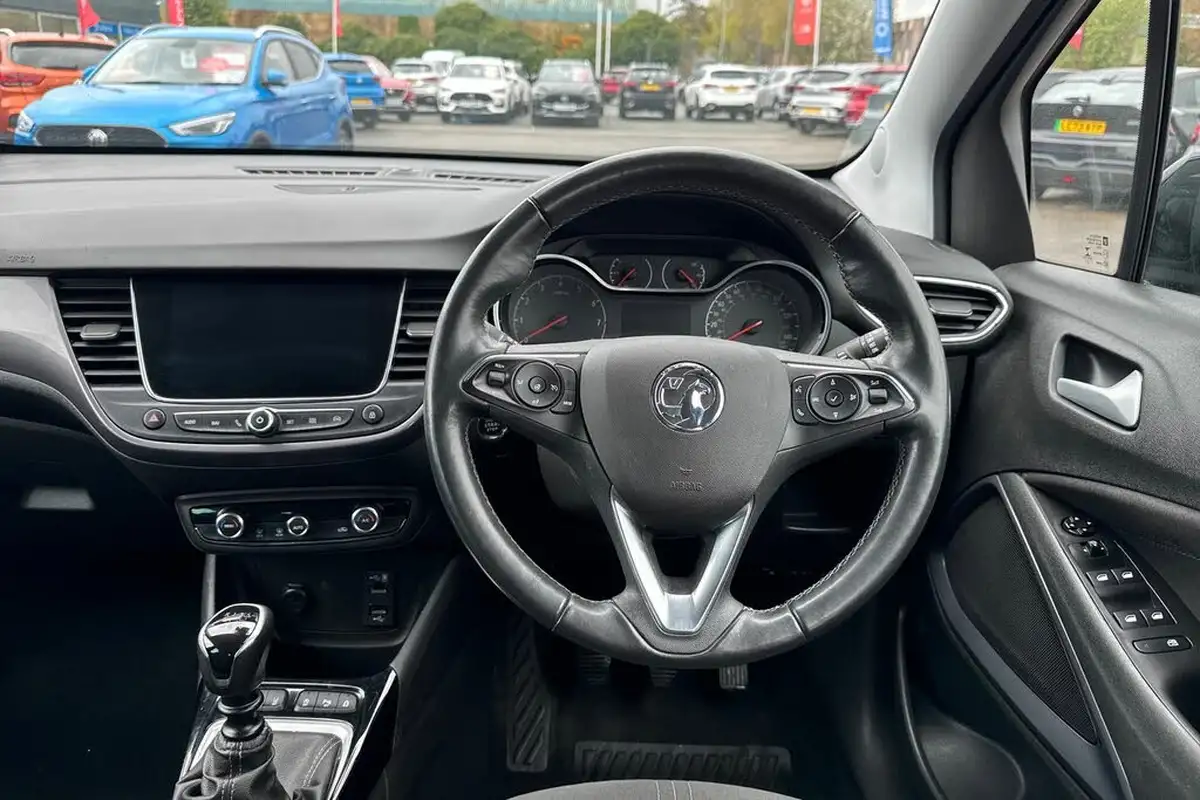 2022-vauxhall-crossland-12-ultimate-130ps-big-19