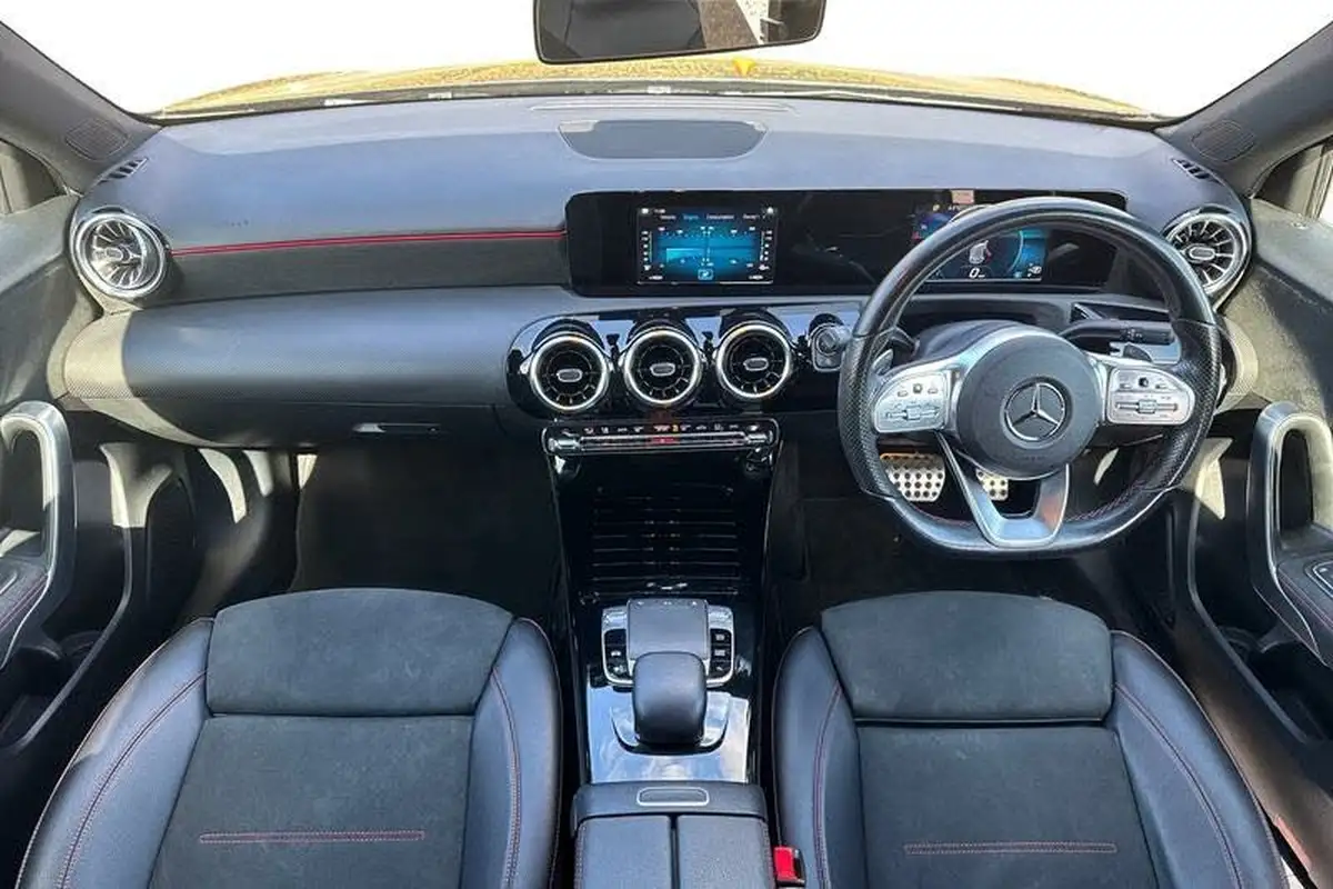 2018-mercedes-benz-a-class-15d-a180d-amg-line-116ps-ss-hatchback-5d-7g-dct-big-9