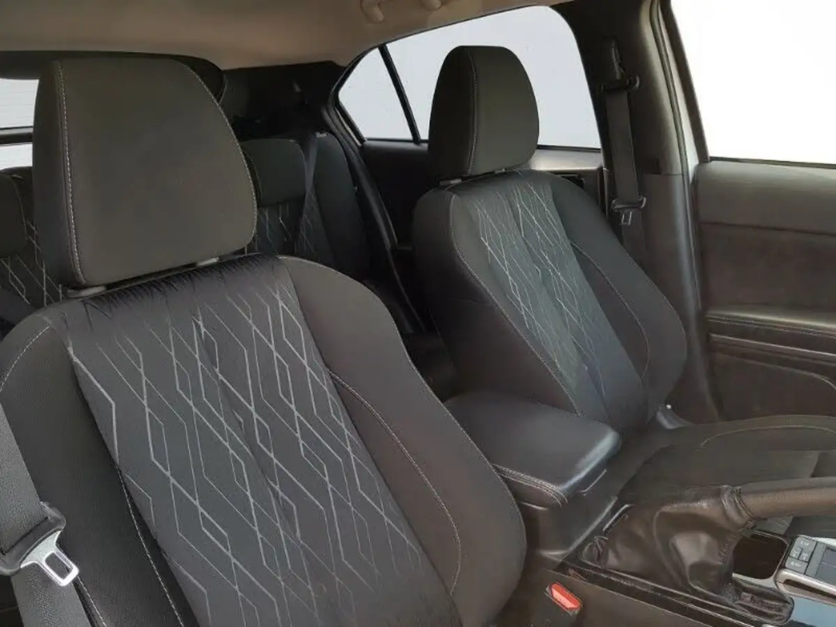 2018-mitsubishi-eclipse-cross-15-3-big-12