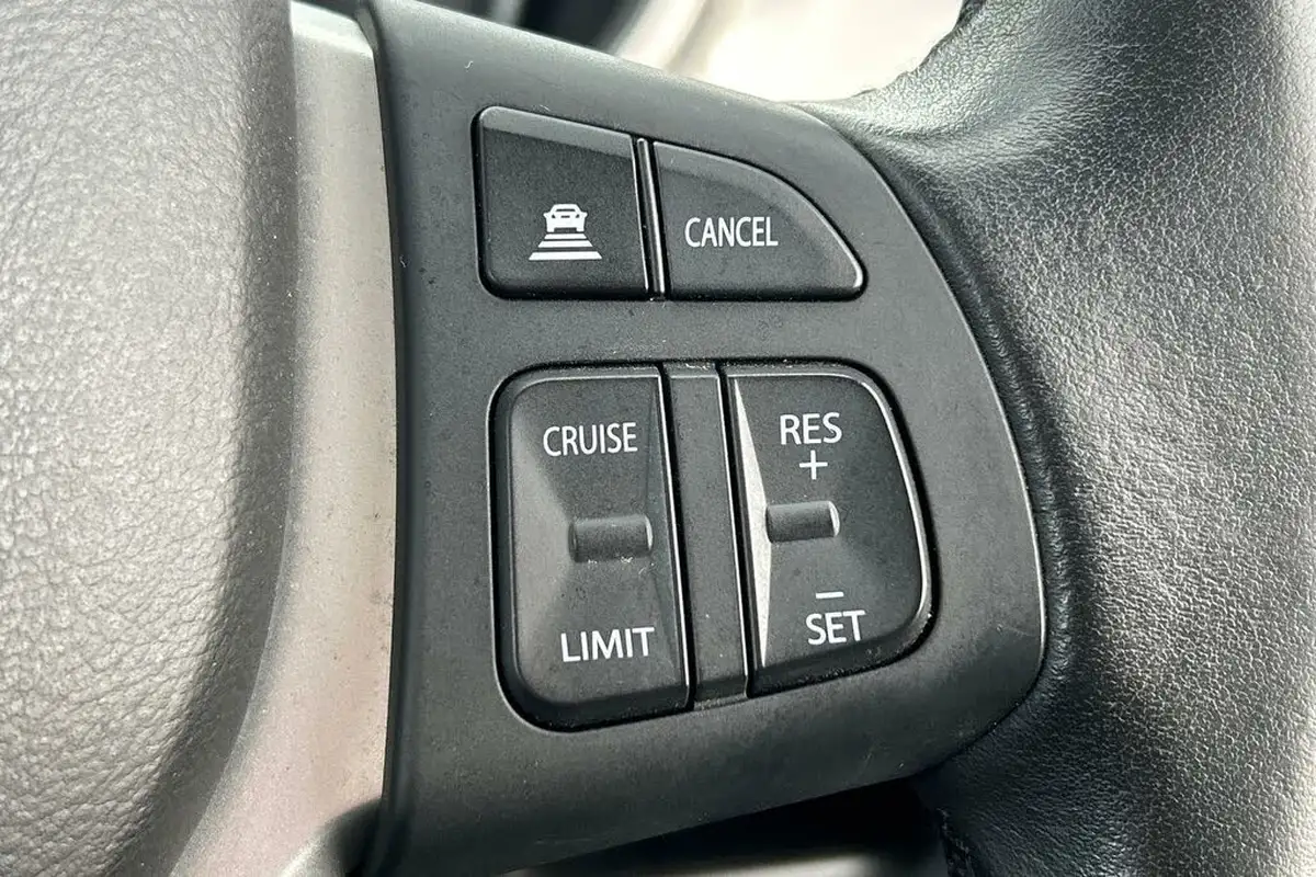 2017-suzuki-vitara-16-sz5-allgrip-big-15