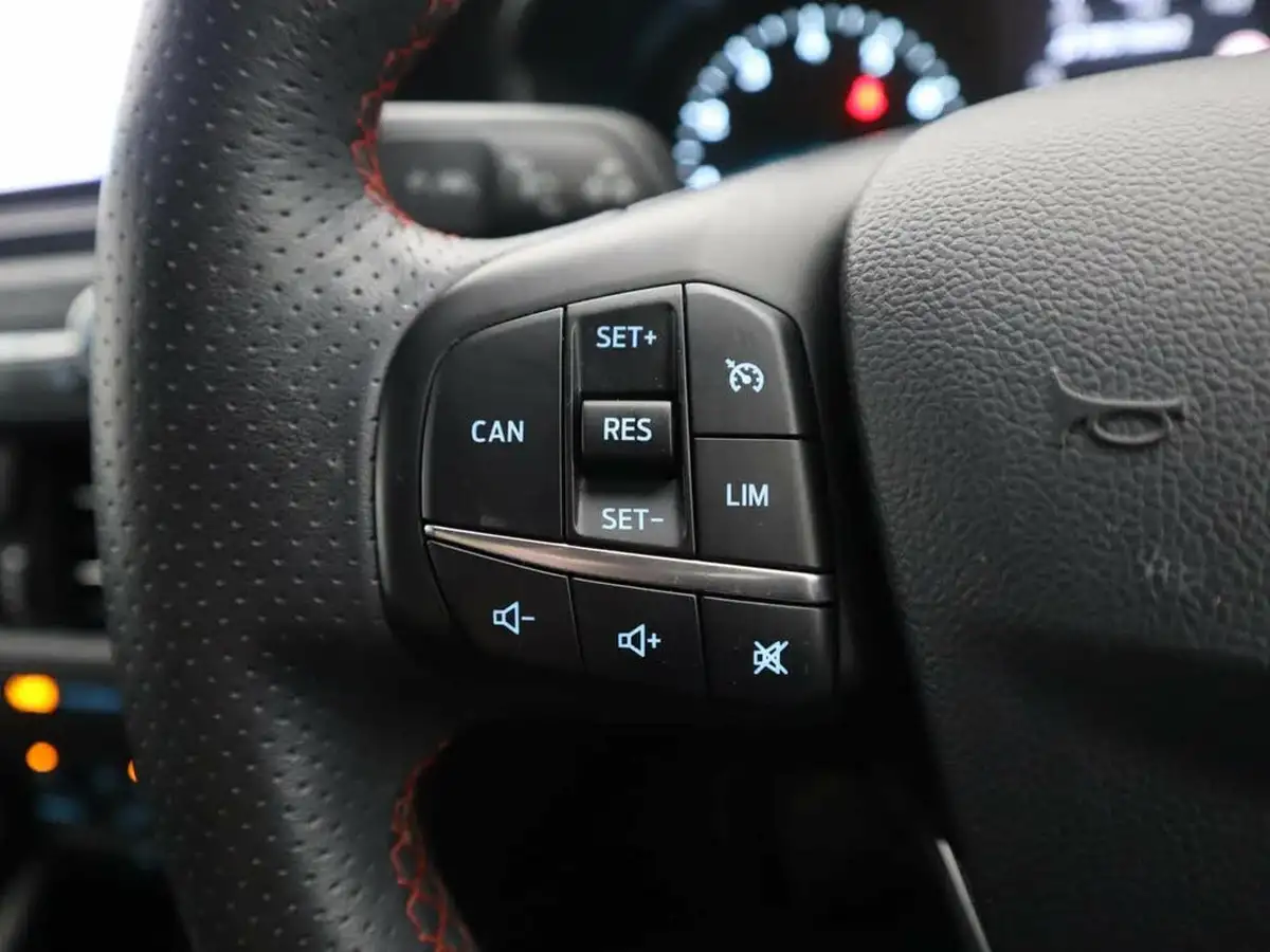 2019-ford-focus-10t-st-line-ss-hatchback-big-25